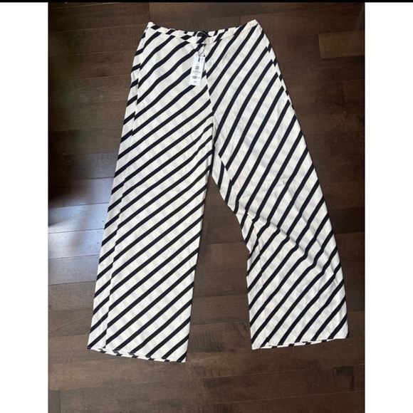 Dynamite pants - Picture 1 of 2